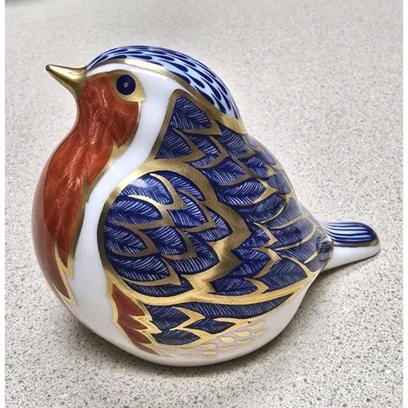 Royal Crown‎ Derby Robin - Imari Bone China 22k Accents - Gold Stopper - England - Picture 1 of 5